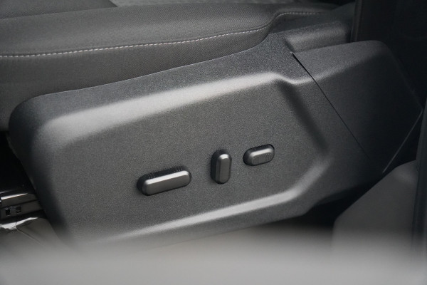 Ford Transit 350 2.0 TDCI L4H3 Trend RWD 130pk - Navi - PDC - Stoelverwarming - Elektr. bestuurdersstoel - Rijklaar