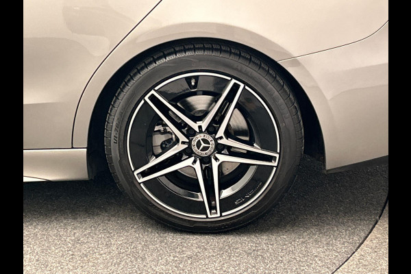 Mercedes-Benz C-Klasse 180 AMG Line | Pano/Dak | Burmester | Leder/Alcantara | Camera