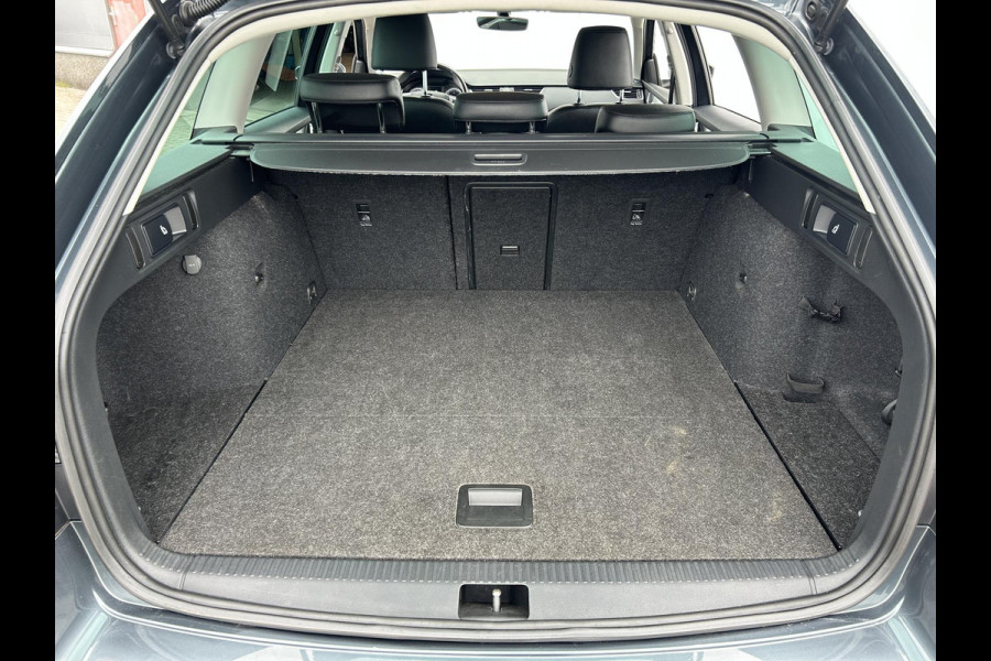 Škoda Octavia Combi 1.0 TSI 115PK Greentech Business Edition NL-AUTO | NAVI | LEDER