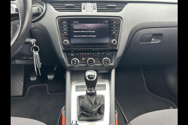 Škoda Octavia Combi 1.0 TSI 115PK Greentech Business Edition NL-AUTO | NAVI | LEDER