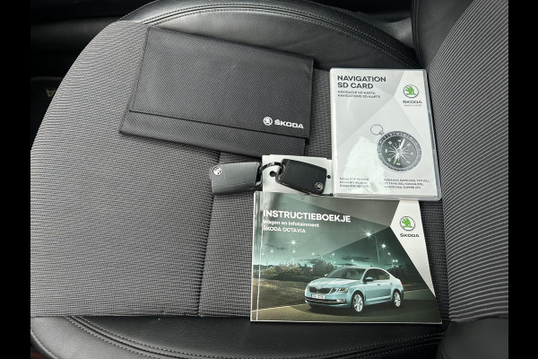 Škoda Octavia Combi 1.0 TSI 115PK Greentech Business Edition NL-AUTO | NAVI | LEDER