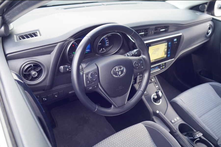 Toyota Auris 1.8 Hybrid Business Plus / 90dkm NAP / Navi / Cruise / Fietsenhaak / Climate Control