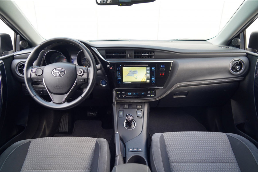 Toyota Auris 1.8 Hybrid Business Plus / 90dkm NAP / Navi / Cruise / Fietsenhaak / Climate Control