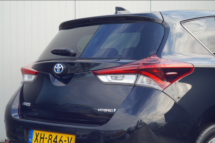 Toyota Auris 1.8 Hybrid Business Plus / 90dkm NAP / Navi / Cruise / Fietsenhaak / Climate Control