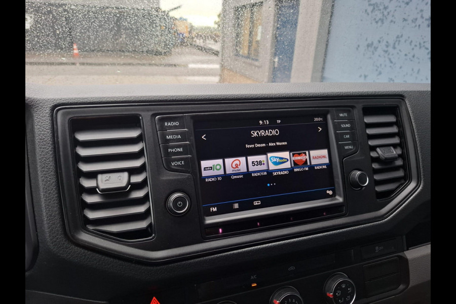 Volkswagen Crafter 35 2.0 TDI L3H3 EL Highline AIRCO / CRUISE CONTROLE / TREKHAAK / NAVI / CARPLAY
