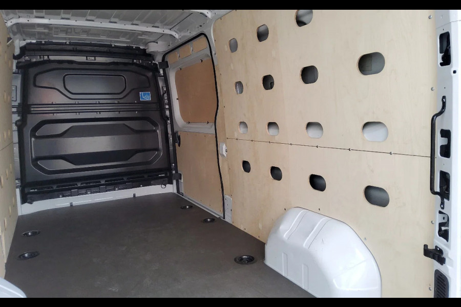 Renault Master 130.35 L3H2 - V-06-LLF - GESLOTEN - WIT - EURO 6 - BPM VRIJ!