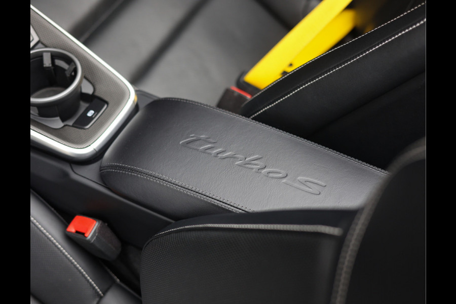 Porsche 911 Cabrio 3.8 Turbo S | PASM - PCCB - Burmester
