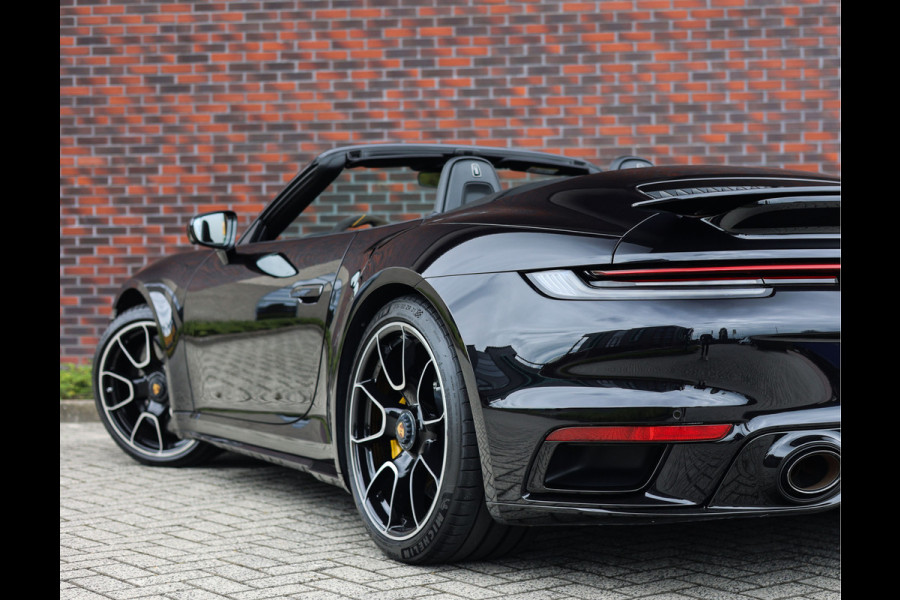 Porsche 911 Cabrio 3.8 Turbo S | PASM - PCCB - Burmester