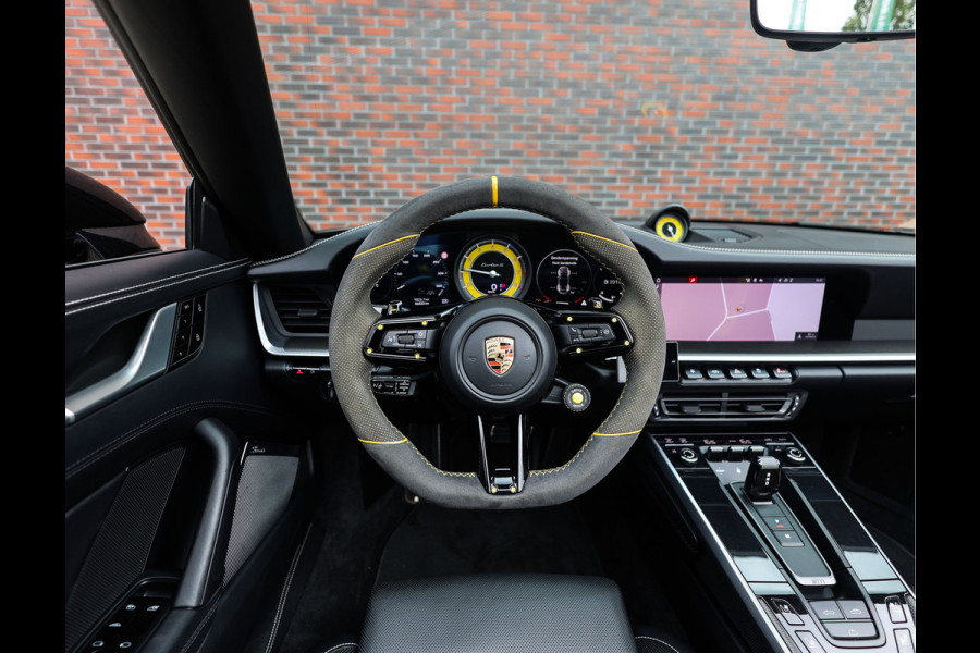 Porsche 911 Cabrio 3.8 Turbo S | PASM - PCCB - Burmester