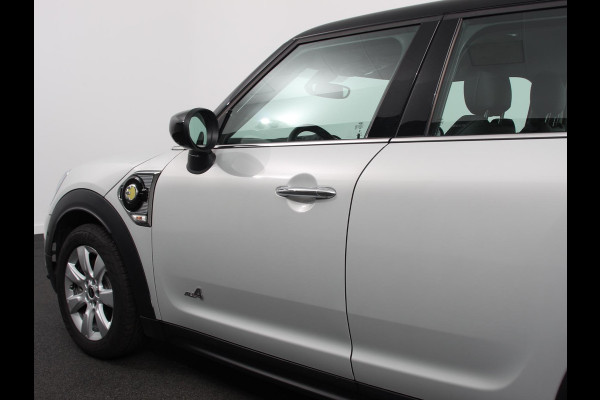MINI Countryman 1.5 Cooper S E ALL4 PHEV Navigatie Climate Control Lichtmetalen Velgen Led