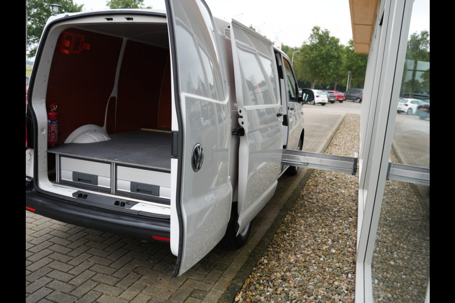 Volkswagen Transporter 2.0 TDI L1H1 28 | Zijschuifdeur rechts | Apple Carplay/Android Auto |