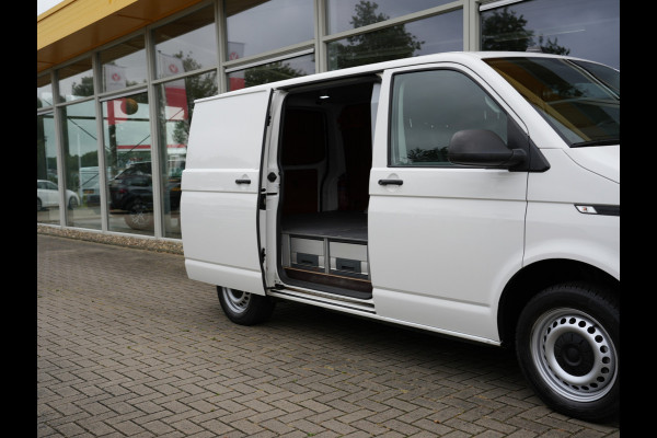 Volkswagen Transporter 2.0 TDI L1H1 28 | Zijschuifdeur rechts | Apple Carplay/Android Auto |