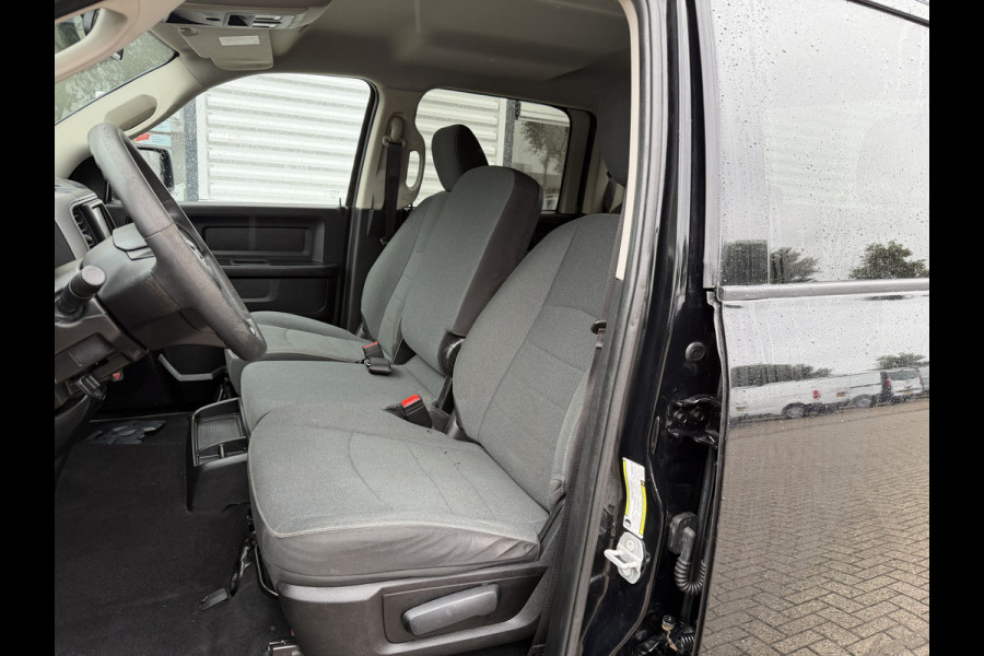 Dodge Ram 1500 CLASSIC 4x4 / Prins LPG / luchtvering achter / trekhaak 3500 kg / 5 persoons / lease vanaf € 619 / cruise en climate control / navigatie / vaste prijs rijklaar € 37.750 ex btw