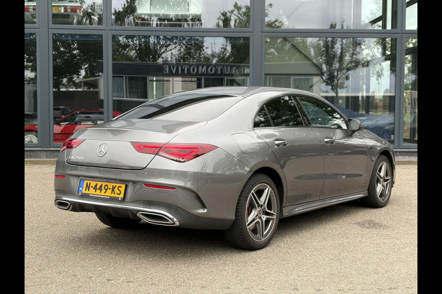 Mercedes-Benz CLA-Klasse 250 e Business Solution AMG AMG | COMPLEET ONDERHOUDEN | SFEERVERLICHTING | STOELVERWARMING | ACHTERUITRIJCAMERA | RIJKLAARPRIJS | 12 MND BOVAG GARANTIE