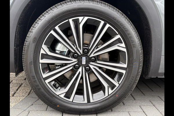 GEELY Starray EM-i 1.5 Max+ 262 PK | Panorama | Stoelen voor & achter verwarmd | Memory Seats | 360 Camera | 19 Inch LMV | 136km elektrisch bereik