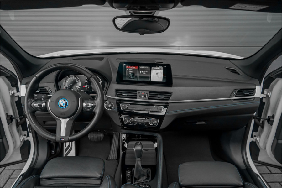 BMW X1 xDrive25e M-Sport Pano ACC Trekhaak SOH 90% 19"
