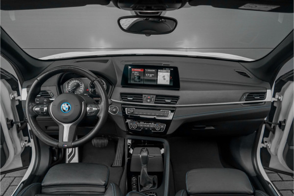 BMW X1 xDrive25e M-Sport Pano ACC Trekhaak SOH 90% 19"