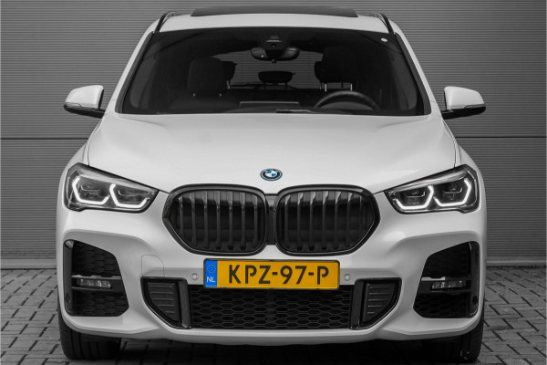 BMW X1 xDrive25e M-Sport Pano ACC Trekhaak SOH 90% 19"