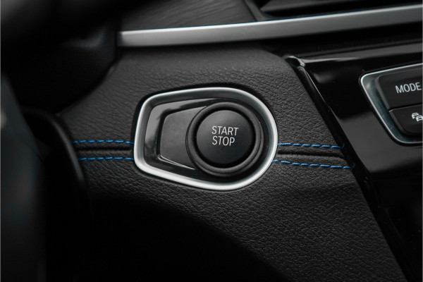BMW X1 xDrive25e M-Sport Pano ACC Trekhaak SOH 90% 19"