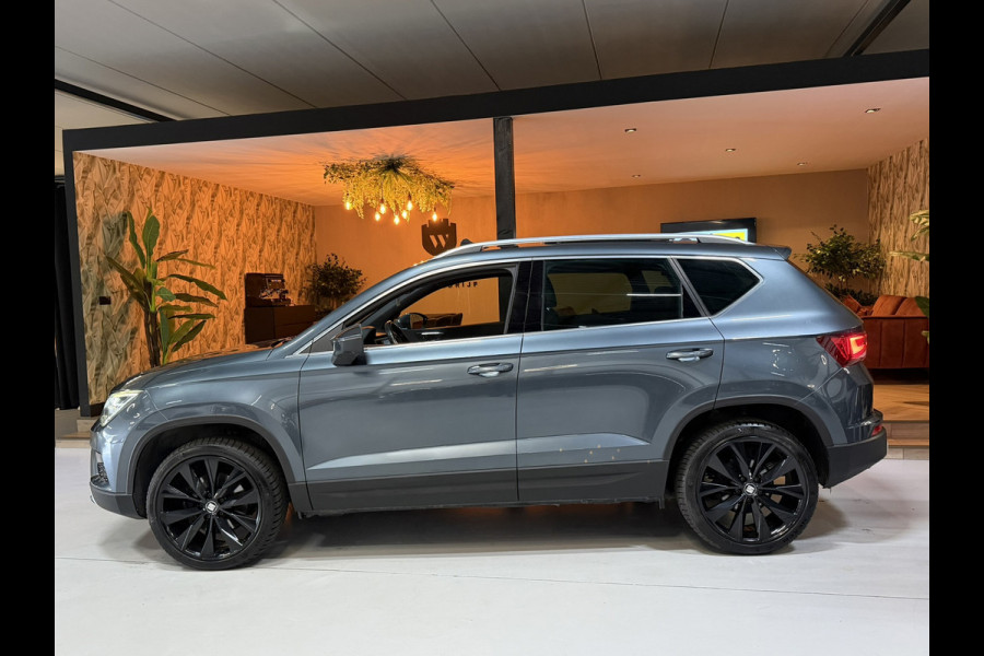 Seat Ateca 1.5 TSI Xcellence|Pano|Alcantara|19" Zwarte Velgen|360° Camera|Keyless|Sfeerverlichting|Virtueel Cockpit|Rijklaar