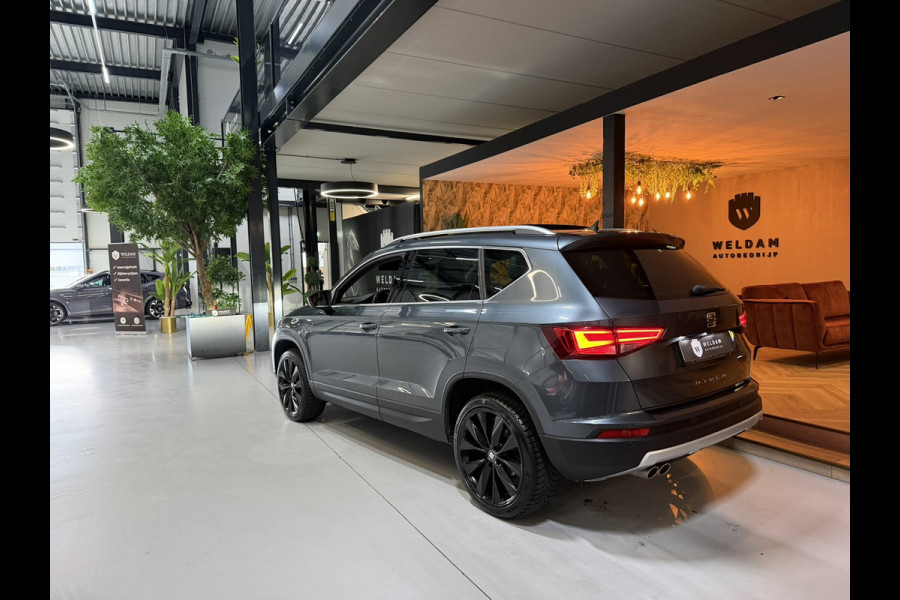 Seat Ateca 1.5 TSI Xcellence|Pano|Alcantara|19" Zwarte Velgen|360° Camera|Keyless|Sfeerverlichting|Virtueel Cockpit|Rijklaar