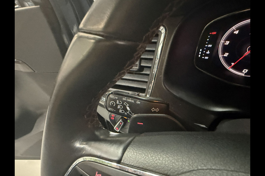 Seat Ateca 1.5 TSI Xcellence|Pano|Alcantara|19" Zwarte Velgen|360° Camera|Keyless|Sfeerverlichting|Virtueel Cockpit|Rijklaar