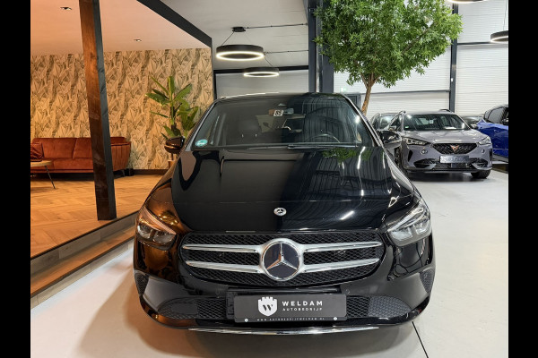 Mercedes-Benz B-Klasse 180 Business Solution|Matrix LED|MBUX|Virtual Cockpit|Half Leder|StoelVW|Elek. Achterklep|CarPlay|Rijklaar