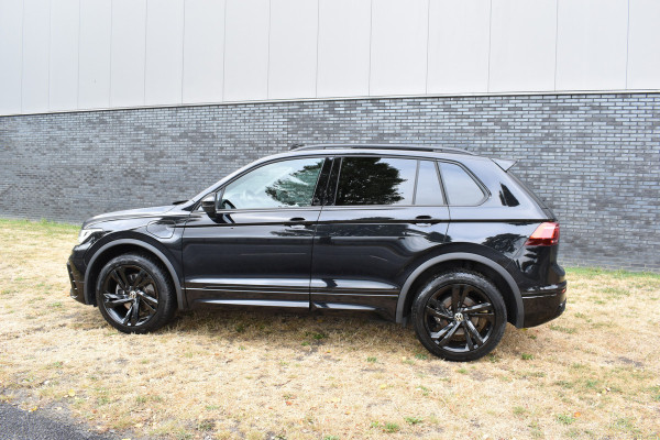 Volkswagen Tiguan 1.4 TSI eHybrid R-Line Business+ Facelift Black edition Plugin-hybride 1e eigenaar Pano 245pk IQ-light