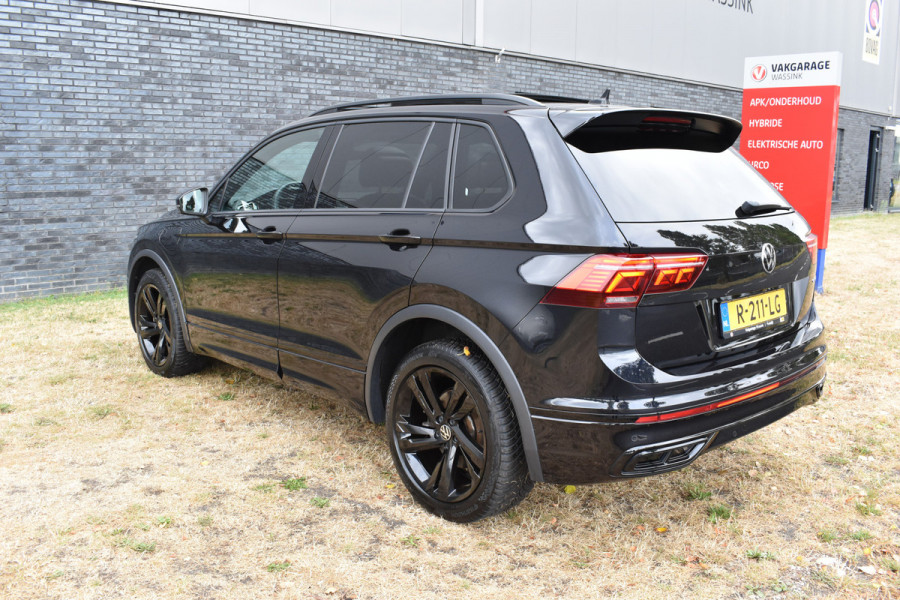 Volkswagen Tiguan 1.4 TSI eHybrid R-Line Business+ Facelift Black edition Plugin-hybride 1e eigenaar Pano 245pk IQ-light