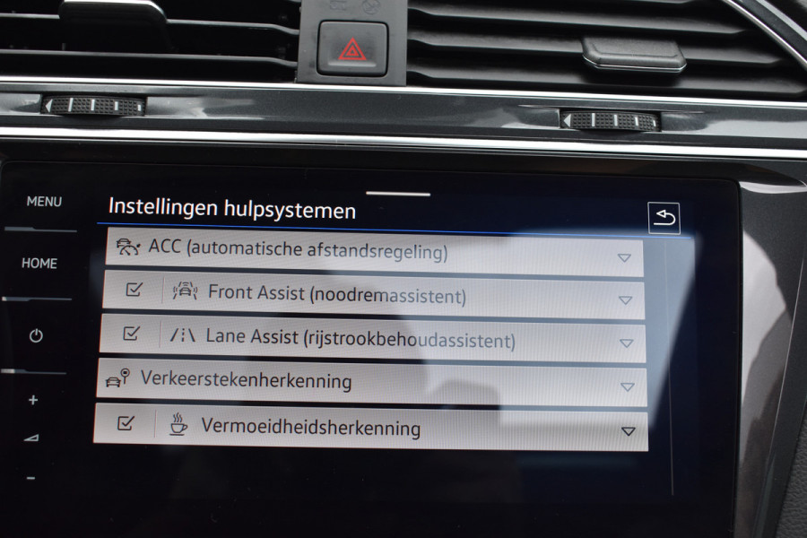 Volkswagen Tiguan 1.4 TSI eHybrid R-Line Business+ Facelift Black edition Plugin-hybride 1e eigenaar Pano 245pk IQ-light