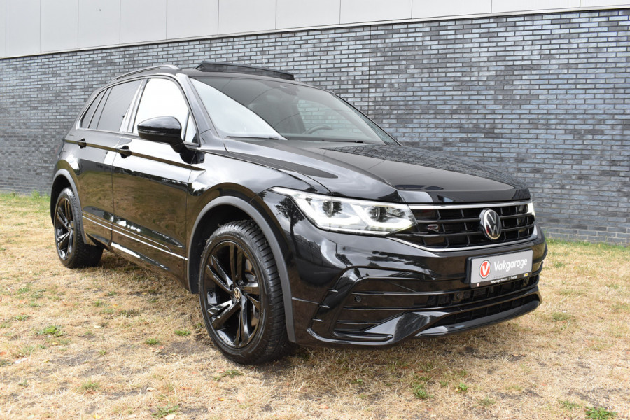 Volkswagen Tiguan 1.4 TSI eHybrid R-Line Business+ Facelift Black edition Plugin-hybride 1e eigenaar Pano 245pk IQ-light