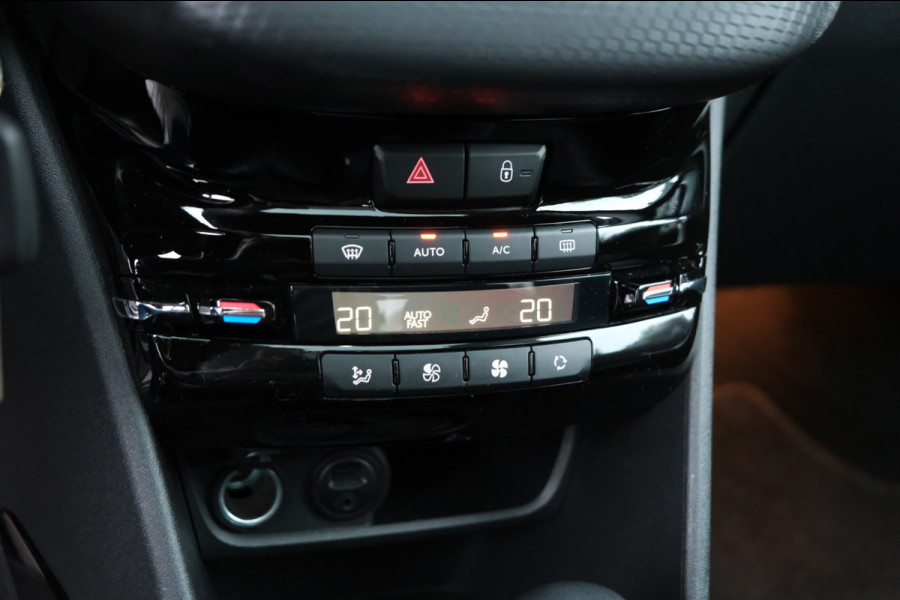 Peugeot 2008 1.2 PureTech Allure *PANORAMADAK* D-Riem V.V |Slechts 77.528km Compleet Onderhouden|