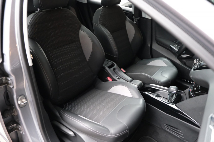 Peugeot 2008 1.2 PureTech Allure *PANORAMADAK* D-Riem V.V |Slechts 77.528km Compleet Onderhouden|