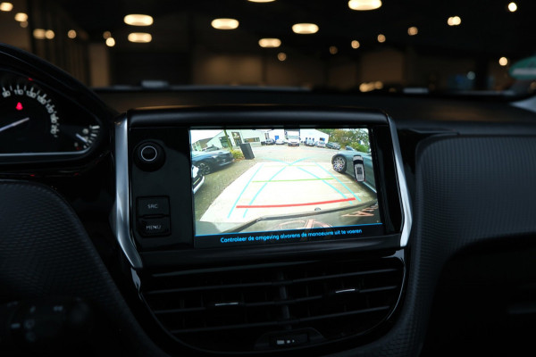 Peugeot 2008 1.2 PureTech Allure *PANORAMADAK* D-Riem V.V |Slechts 77.528km Compleet Onderhouden|