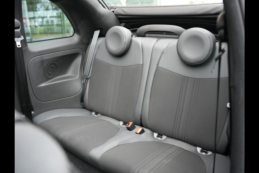 Fiat 500 1.0 Hybrid Cult | Nero Vesuvio | Cabriodak | Parkeersensoren |
