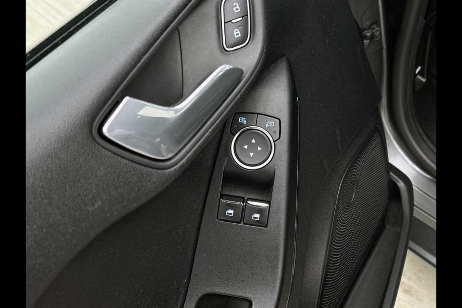 Ford Fiesta 1.1 Trend | LM VELGEN | VERWARMDE VOORRUIT | PARK. SENSOREN