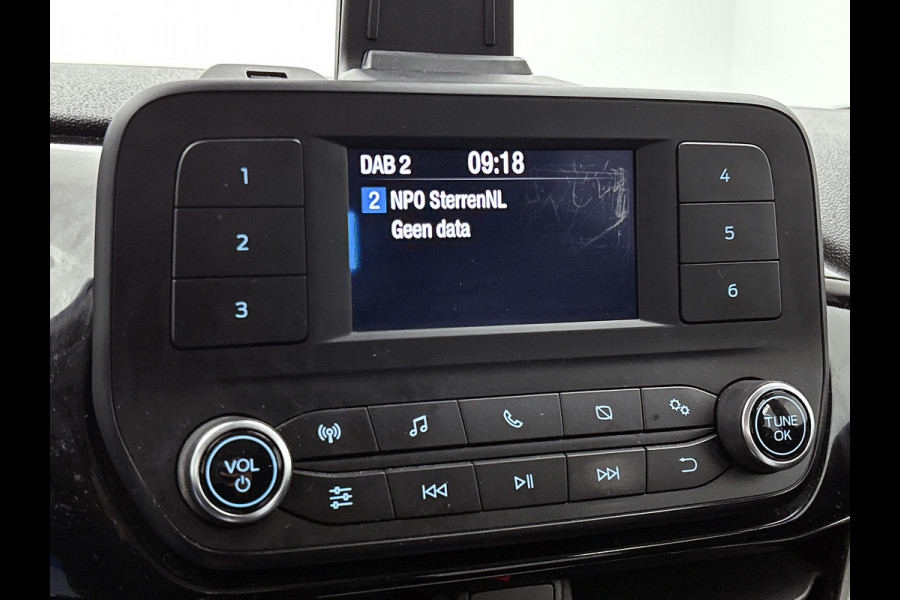 Ford Fiesta 1.1 Trend | LM VELGEN | VERWARMDE VOORRUIT | PARK. SENSOREN