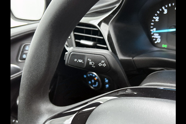 Ford Fiesta 1.1 Trend | LM VELGEN | VERWARMDE VOORRUIT | PARK. SENSOREN