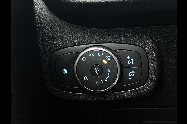 Ford Fiesta 1.1 Trend | LM VELGEN | VERWARMDE VOORRUIT | PARK. SENSOREN