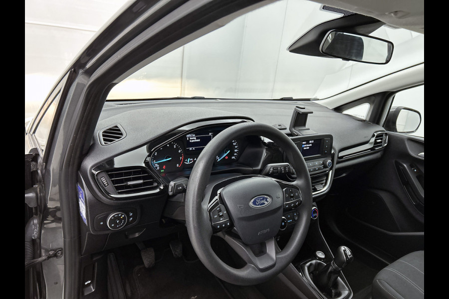 Ford Fiesta 1.1 Trend | LM VELGEN | VERWARMDE VOORRUIT | PARK. SENSOREN