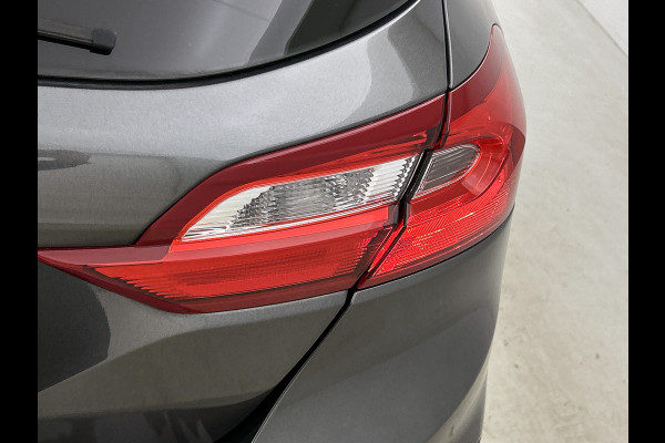 Ford Fiesta 1.1 Trend | LM VELGEN | VERWARMDE VOORRUIT | PARK. SENSOREN
