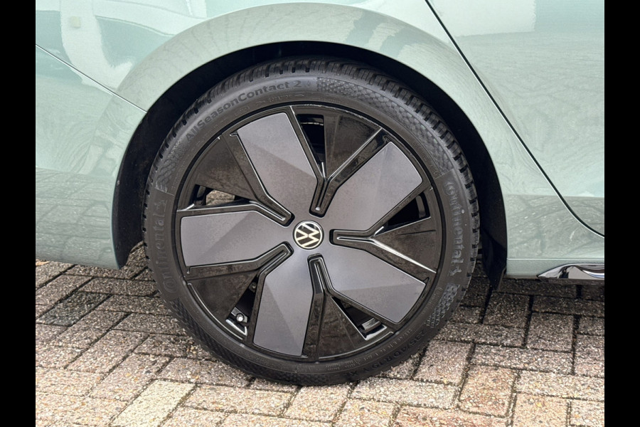 Volkswagen Passat Variant 1.5 eTSI R-Line Panorama Massage stoelen Sfeer verlichting All season banden Bomvolle uitvoering