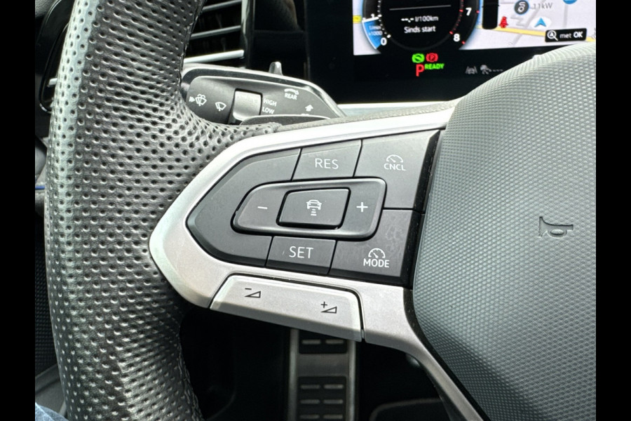 Volkswagen Passat Variant 1.5 eTSI R-Line Panorama Massage stoelen Sfeer verlichting All season banden Bomvolle uitvoering