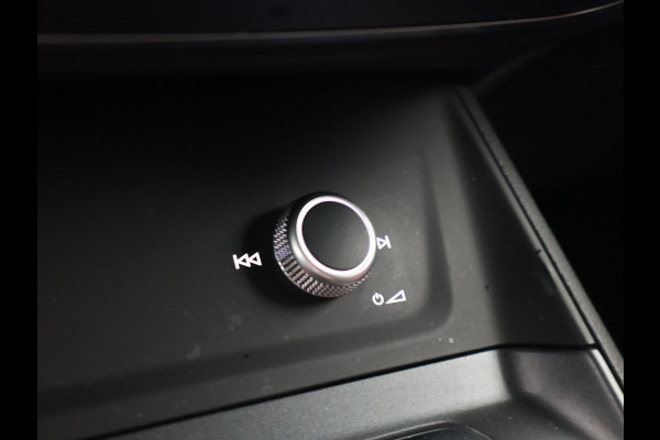 Audi Q3 45 TFSIe 245 PK S-LINE + SONOS AUDIO | PANORAMA | ADAPTIEF ONDERSTEL | ACC | MEMORY | SFEER