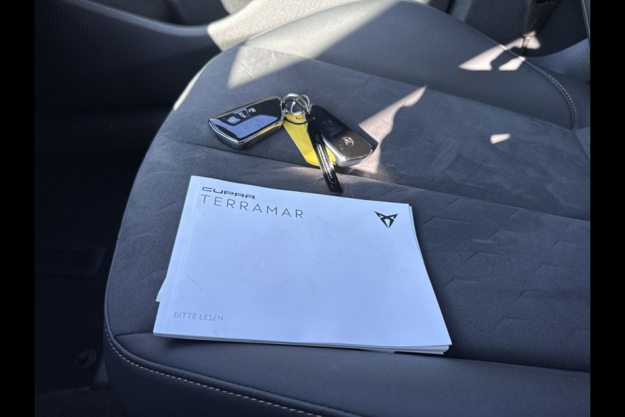 CUPRA Terramar 1.5 eTSI 150PK DSG BUSINESS HEAD-UP/NAVI/CAMERA/LEDER/MATRIX