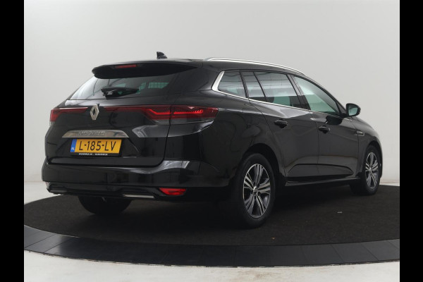 Renault Mégane Estate 1.3 TCe Intens | Half leder | Cruise control | Park assist | Navigatie | Bluetooth | Virtueel dasboard | Climate control