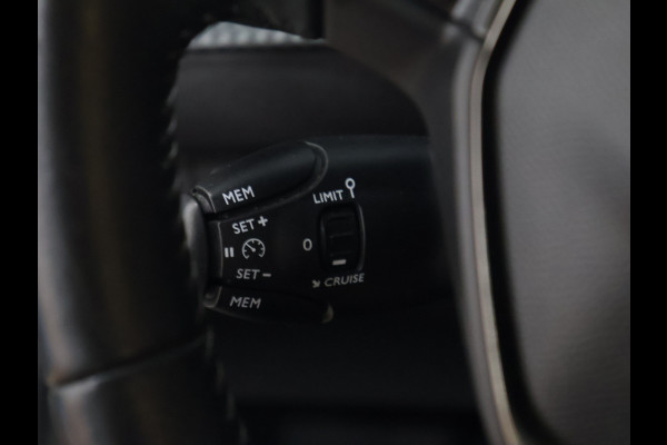 Peugeot 208 1.2 PureTech Active [APPLE CARPLAY, ANDROID, LED, NAVIGATIE, CRUISE CONTROL, RIJSTROOKASSISTENT, PDC, AIRCO, BLUETOOTH, NIEUWSTAAT]