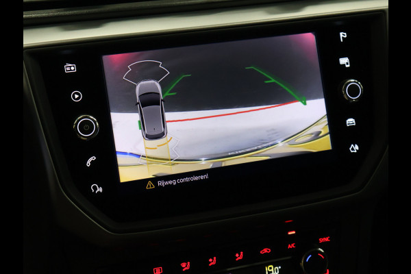 Seat Ibiza 1.0 TSI Style Business Intense Plus [APPLE CARPLAY, ANDROID, STOELVERWARMING, CAMERA, LED, PDC V+A, NAVIGATIE, DIGITAL DASH, CRUISE CONTROL, CLIMATE CONTROL, BLUETOOTH, NIEUWSTAAT]