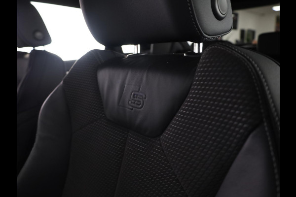 Audi Q3 35 TFSI S Line 150pk | Navigatie | Climatronic | Matrix Led koplampen | Parkeercamera | B&O Audio| Adaptive cruise controle