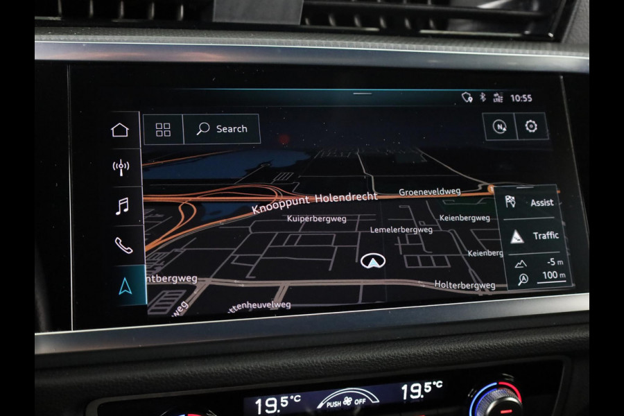 Audi Q3 35 TFSI S Line 150pk | Navigatie | Climatronic | Matrix Led koplampen | Parkeercamera | B&O Audio| Adaptive cruise controle